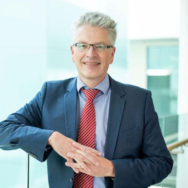 Professor Oliver Bandmann